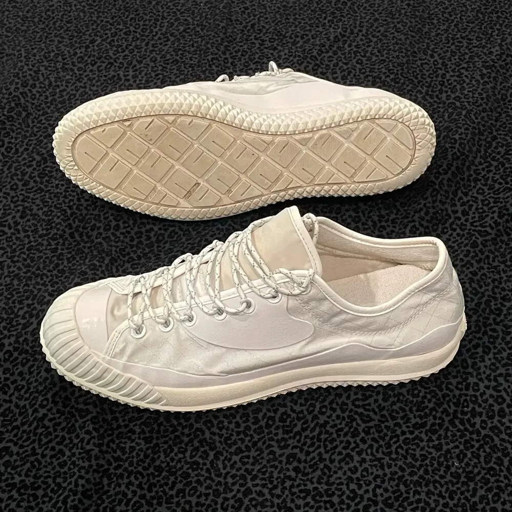 Converse Men’s Low Top Sneakers in Off-White - Picture 3 of 7